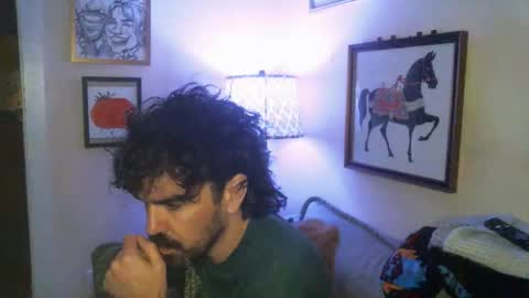 Snapshot of milesraider chatting on 11.04.25 Miles Blade online show from 11.04.25