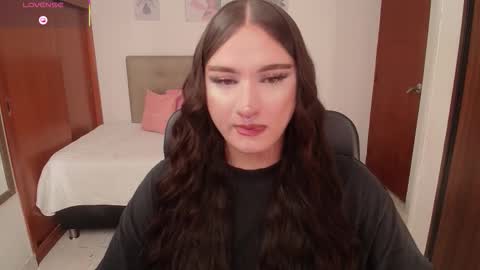 Snapshot of miley_baker chatting on 01.08.26 Miley online show from 01.08.26