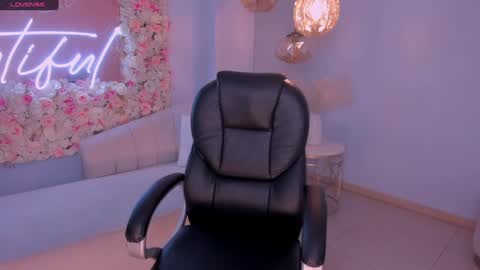 Miley Cruz  IG miley model23 online show from 12.06.24