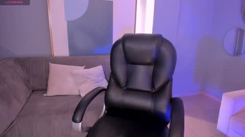 Miley Cruz  IG miley model23 online show from 12.31.24