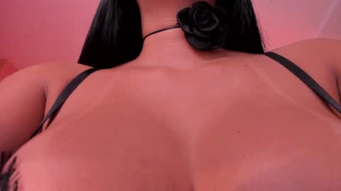 Miley Cruz  IG miley model23 online show from 01.28.25