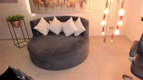 Miley Cruz  IG miley model23 online show from 10.24.25