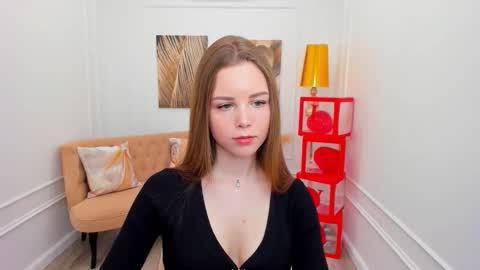 mileygloss online show from 02.18.26