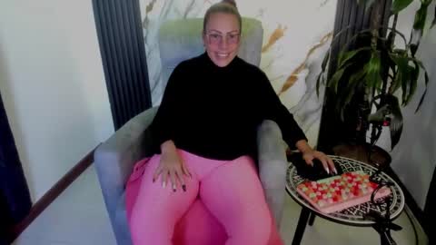 Milf Brend online show from 02.06.26