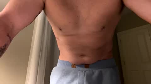 milf_hunter2222 online show from 03.31.26