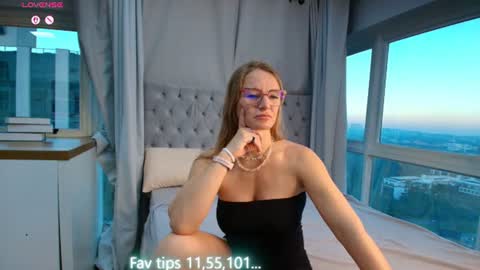 Snapshot of milf_tea chatting on 07.03.26 Thea NONUDE in public GMT2 Mon 3-9 AM Wed 3-9 AM Thur 3-9 AM Fri 3-9 AM Sun 3-9 AM. online show from 07.03.26
