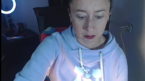 Valeria online show from 10.16.25