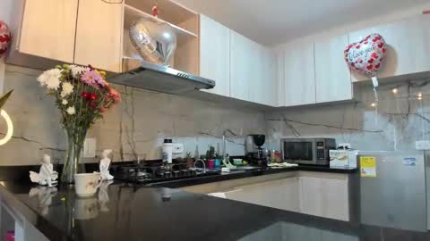 ASHLEY online show from 02.17.25