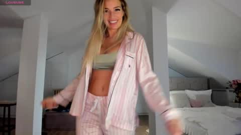 Ingrid online show from 11.10.25