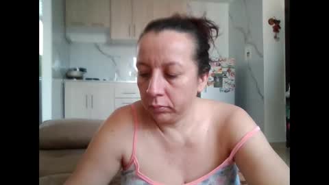 milfevha online show from 12.15.25