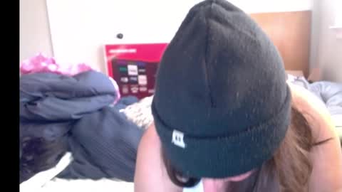 Snapshot of milfmonee chatting on 01.15.25 MILF Monee online show from 01.15.25