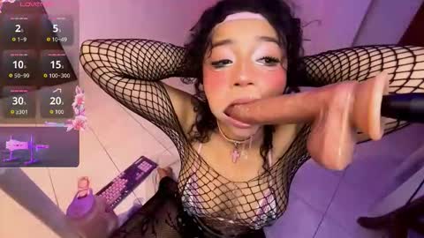 milikitt online show from 11.28.25