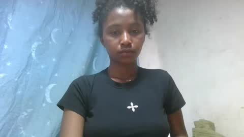 Snapshot of milinasy chatting on 02.24.26 milinasy online show from 02.24.26