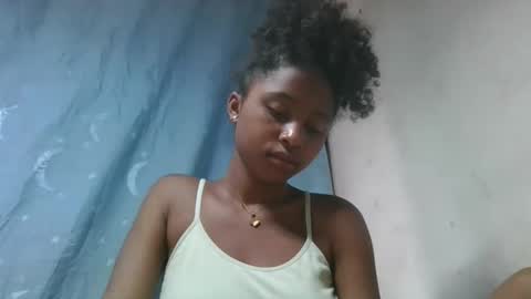 Snapshot of milinasy chatting on 02.26.26 milinasy online show from 02.26.26