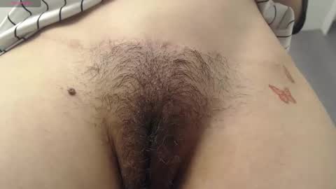 Amira online show from 02.20.25