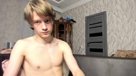 Isaac online show from 04.10.26