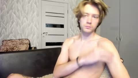 Isaac online show from 08.04.26
