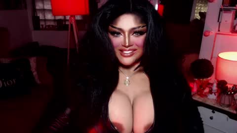 milkshakelavinia online show from 01.20.25