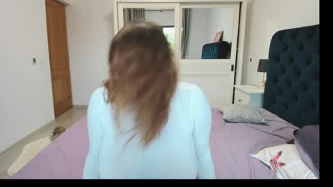 Livia online show from 09.12.25