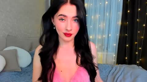 milla moore online show from 11.12.25