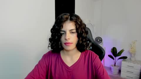 Snapshot of milla_pixxie chatting on 12.19.24 Milagros online show from 12.19.24