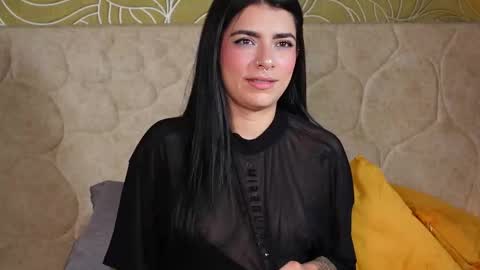 Snapshot of millabliss chatting on 10.16.25 MillaBliss online show from 10.16.25