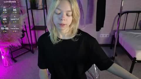 Snapshot of millaholt chatting on 10.01.25 Hello  Im Mila online show from 10.01.25