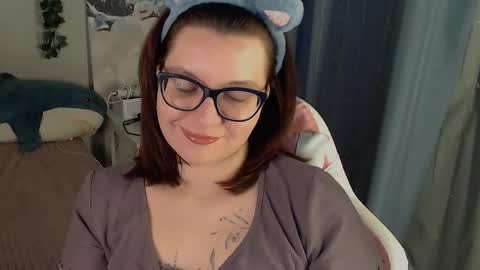 Snapshot of millapoolys chatting on 02.05.26 Milla online show from 02.05.26