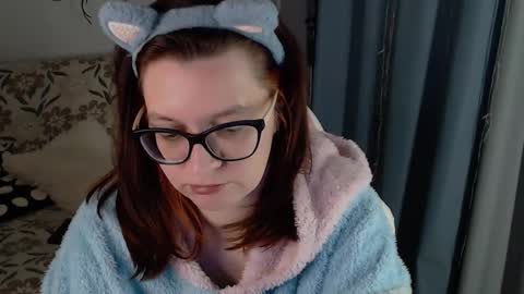 Snapshot of millapoolys chatting on 04.21.26 Milla online show from 04.21.26