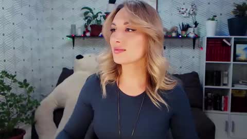 MillaXQueen online show from 01.18.26