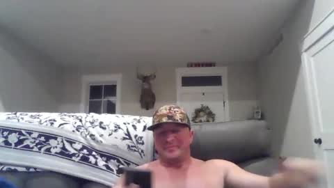 Snapshot of millertimenow34 chatting on 04.21.26 millertime feet bigcock hairy straight muscles online show from 04.21.26