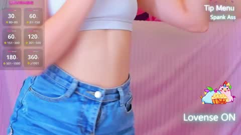 Snapshot of millibrooks chatting on 01.31.25 Milly online show from 01.31.25