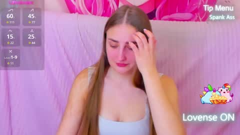 Snapshot of millibrooks chatting on 02.08.25 Milly online show from 02.08.25