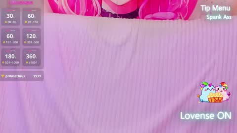 Snapshot of millibrooks chatting on 03.10.25 Milly online show from 03.10.25