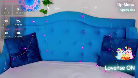 Snapshot of millibrooks chatting on 11.25.25 Milly online show from 11.25.25