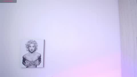 Snapshot of millie_bobby_ chatting on 05.23.26 Millie Bobby online show from 05.23.26