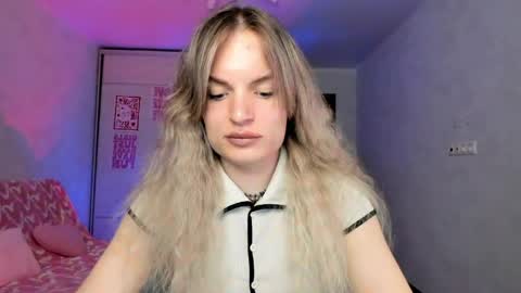 mili-kira online show from 05.17.26