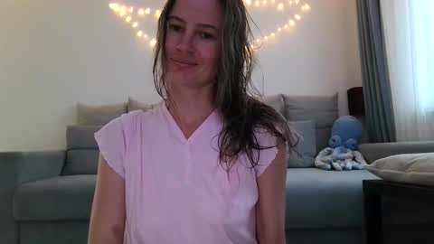 Snapshot of milly_browski chatting on 09.16.25 milly_browski online show from 09.16.25