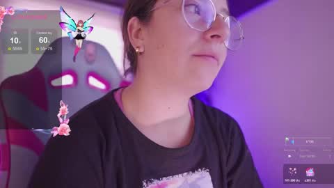 Snapshot of milly_kenner chatting on 11.14.25 MILLY online show from 11.14.25