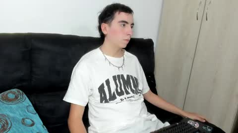 milogm_ online show from 06.02.26