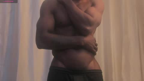 Miltonn online show from 02.05.25