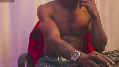 Miltonn online show from 02.11.25