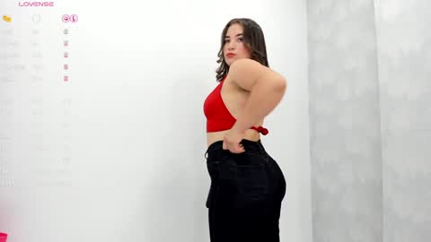 Snapshot of milu_gomez chatting on 01.10.25 Milu Gomez online show from 01.10.25