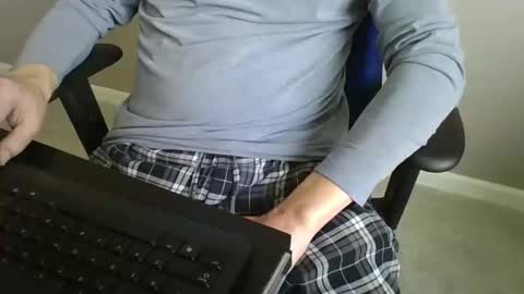 Snapshot of milwaukeebadger24 chatting on 12.20.24 milwaukeebadger24 online show from 12.20.24