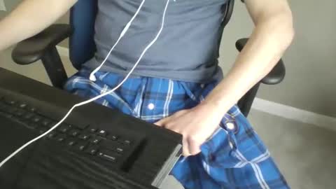 Snapshot of milwaukeebadger24 chatting on 02.20.26 milwaukeebadger24 online show from 02.20.26