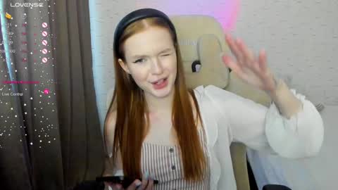 Snapshot of milymi_ chatting on 01.26.25 Milena and Jasper online show from 01.26.25