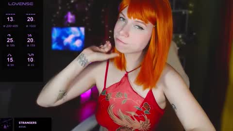 Snapshot of mimibunxo chatting on 09.20.25 Mimi Bunny  online show from 09.20.25