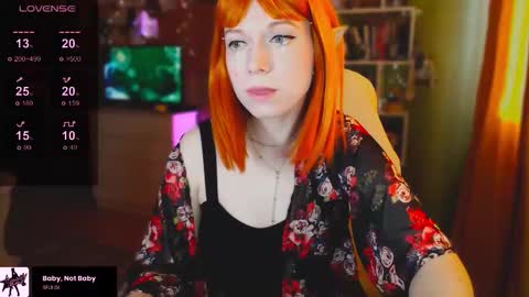 Snapshot of mimibunxo chatting on 09.26.25 Mimi Bunny  online show from 09.26.25