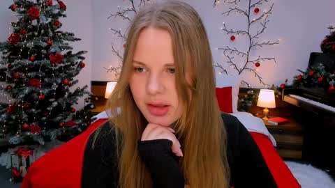 Snapshot of mimicass chatting on 12.25.24 Kelly online show from 12.25.24
