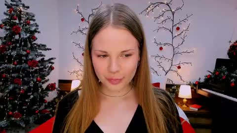 Snapshot of mimicass chatting on 01.21.25 Kelly online show from 01.21.25